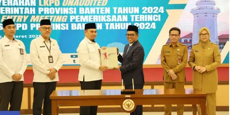 Gubernur Banten Serahkan LKPD 2024 ke BPK, Pendapatan Pemprov Rp12,4 triliun