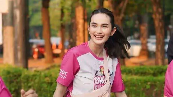 Faby Marcelia Akui Ketatnya Persaingan di Dunia Hiburan, Mulai Takut Menua